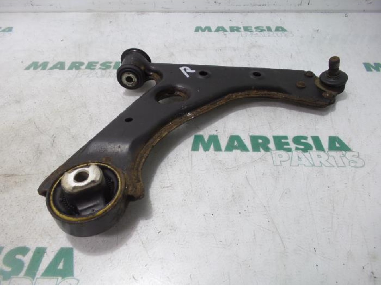 Alfa Romeo - Mito - Front lower wishbone, right
