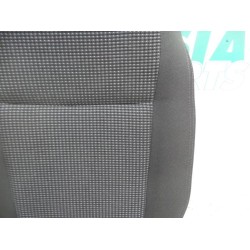 Peugeot - 5008 - Stoel achter