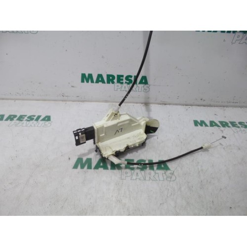 Peugeot - 5008 - Door lock mechanism 4-door, front left
