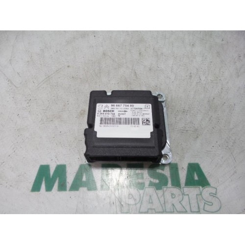 Peugeot - 5008 - Airbag Module