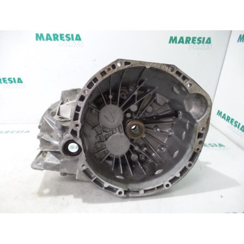 Renault - Espace - Gearbox casing