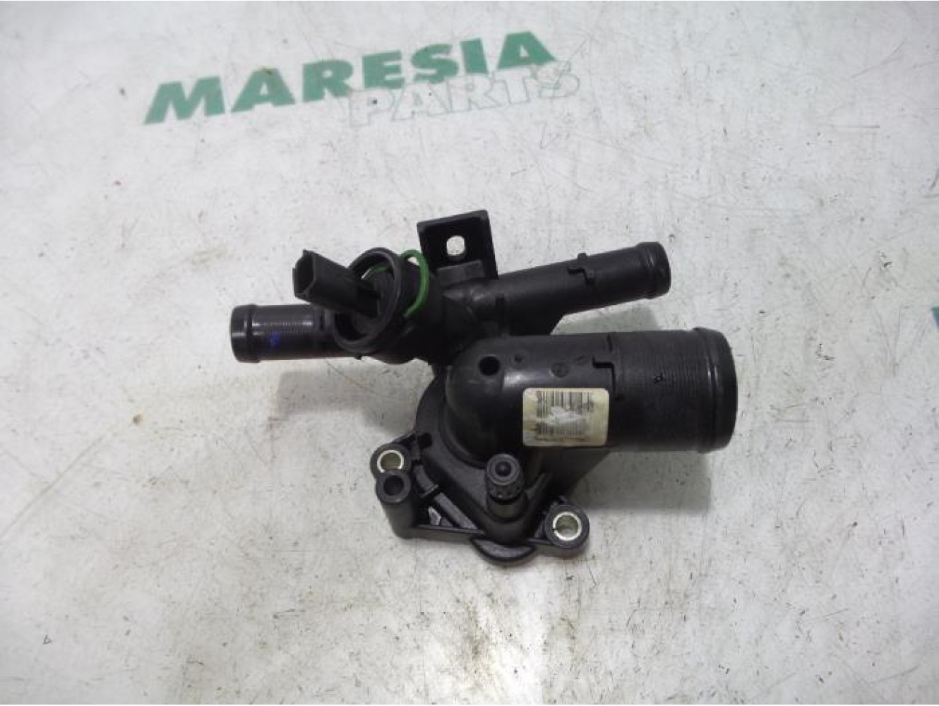 Renault - Master - Thermostat housing