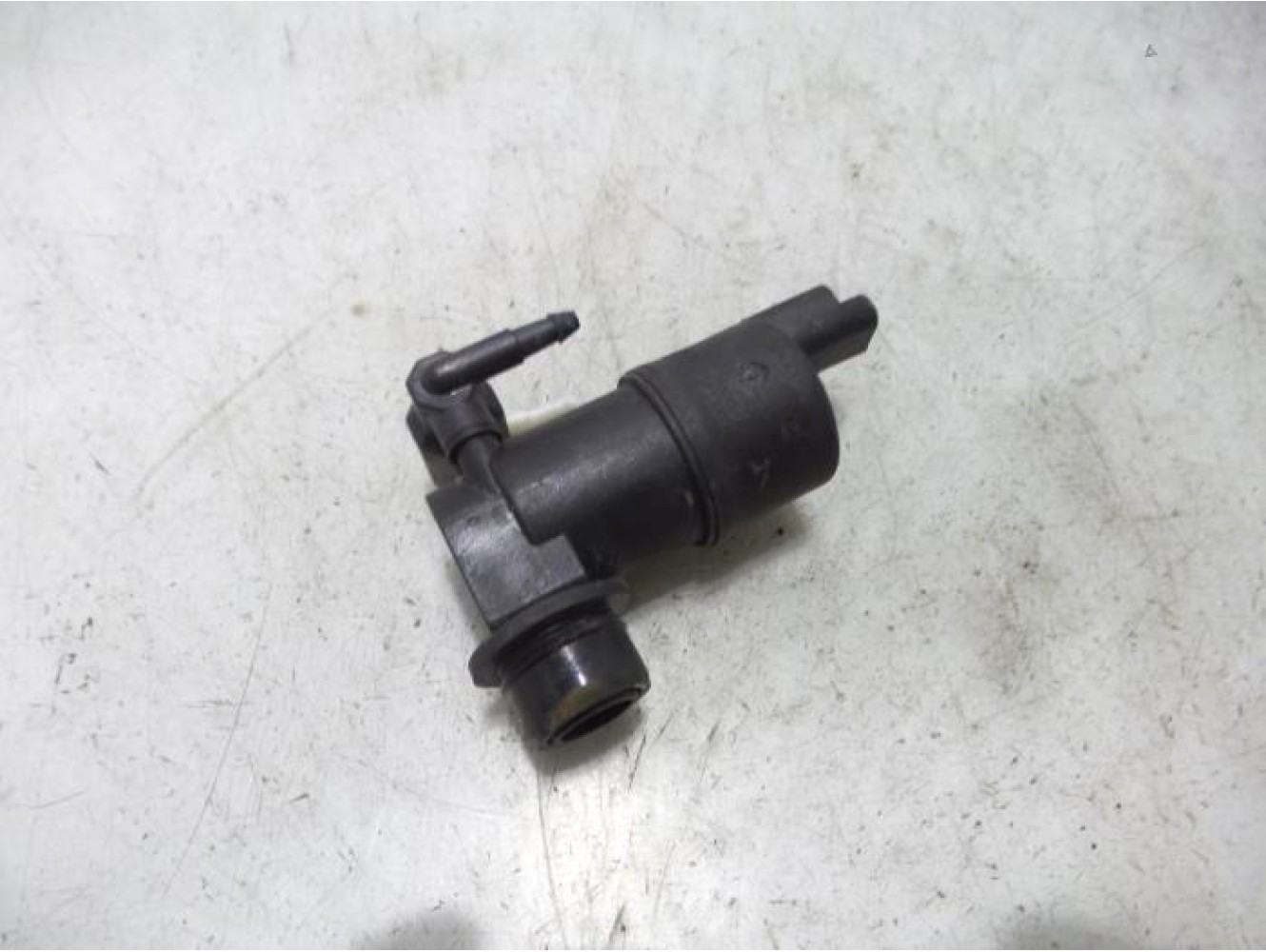 Citroen - C3 - Scheibensprüherpumpe vorne