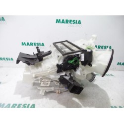 Citroen - C3 Picasso - Heater housing