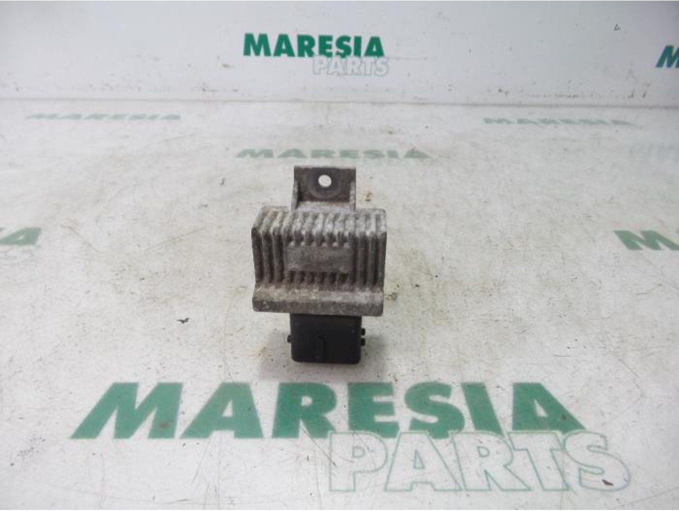 Citroen - C3 Picasso - Glow plug relay