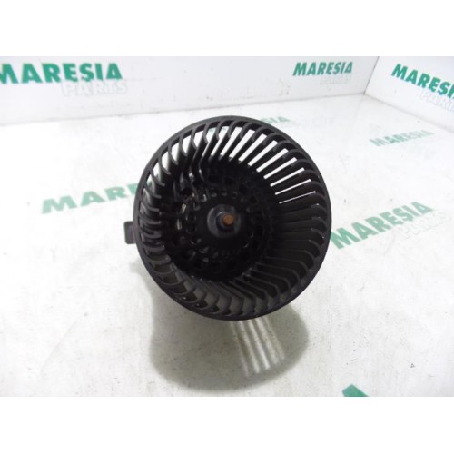 Citroen - C3 Picasso - Heating and ventilation fan motor
