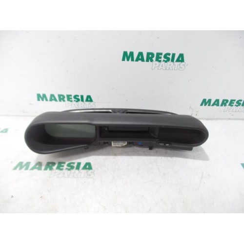 Citroen - C3 Picasso - Instrument panel