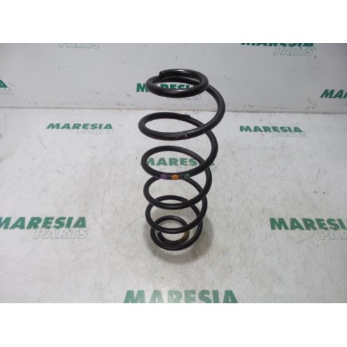 Citroen - C3 Picasso - Rear coil spring