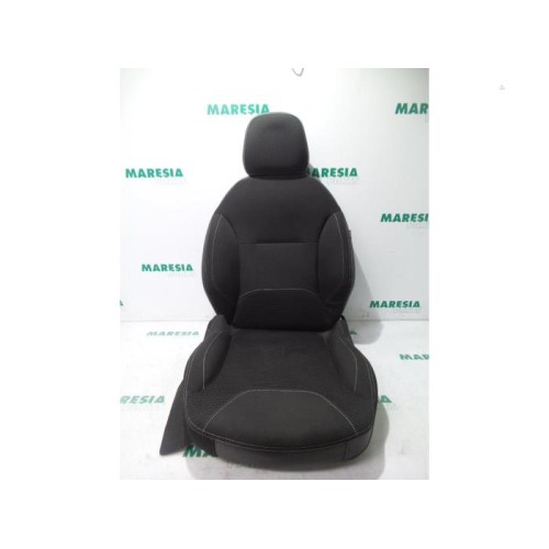 Citroen - C3 - Sitz Verkleidung links