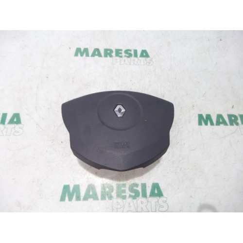 Renault - Clio - Left airbag (steering wheel)