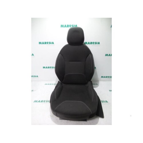 Citroen - C3 - Stoel Bekleding rechts