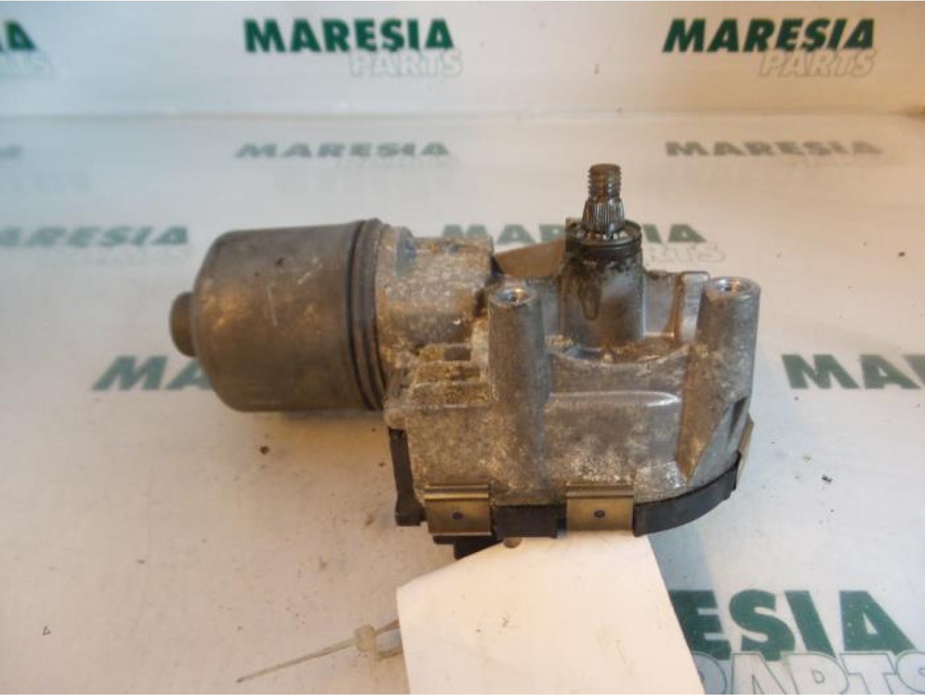 Peugeot - 407 - Front wiper motor