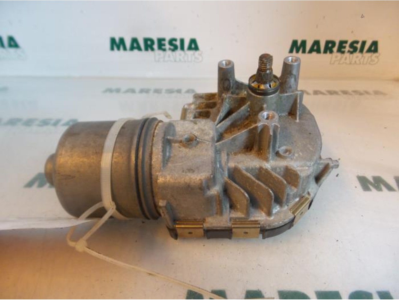 Peugeot - 407 - Front wiper motor