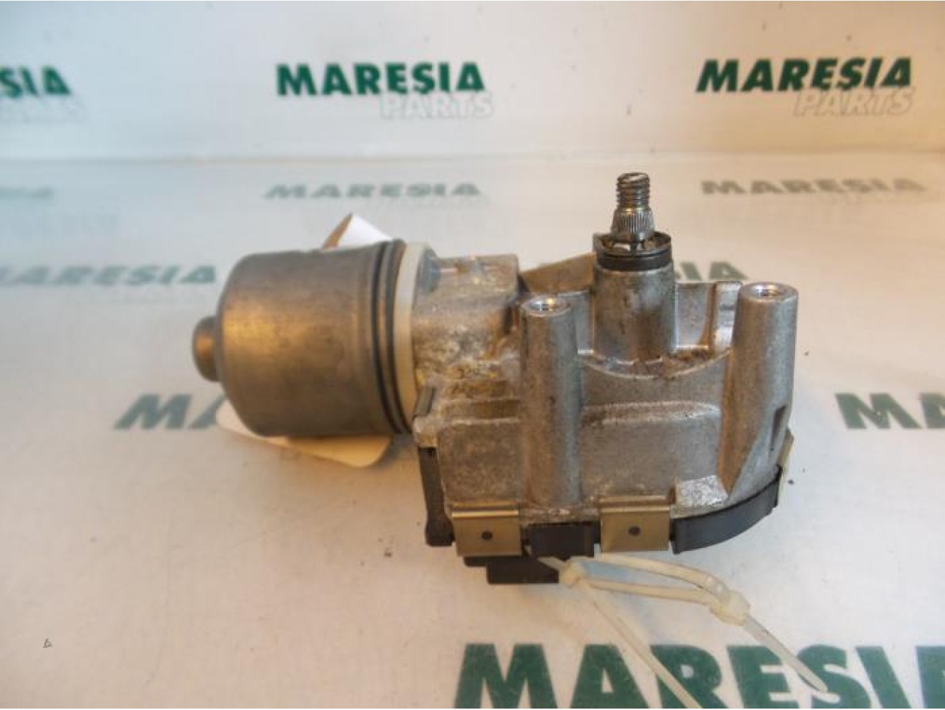 Peugeot - 407 - Front wiper motor