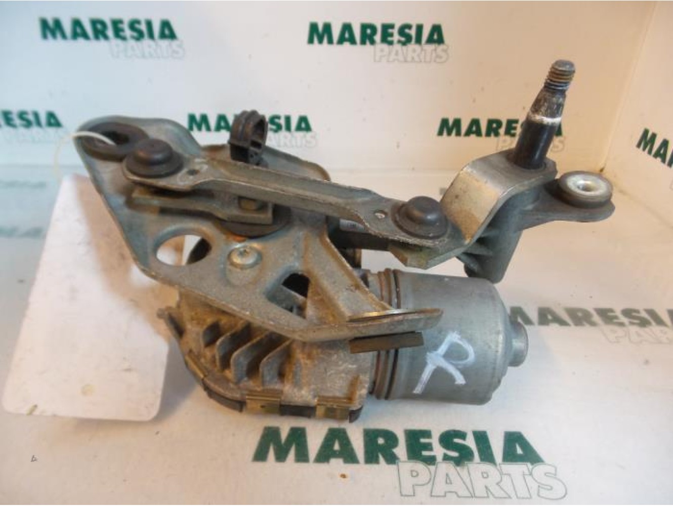 Peugeot - 407 - Front wiper motor