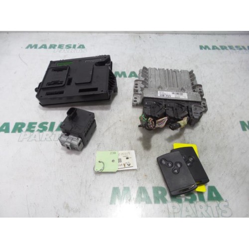 Renault - Megane Scenic - Engine management computer