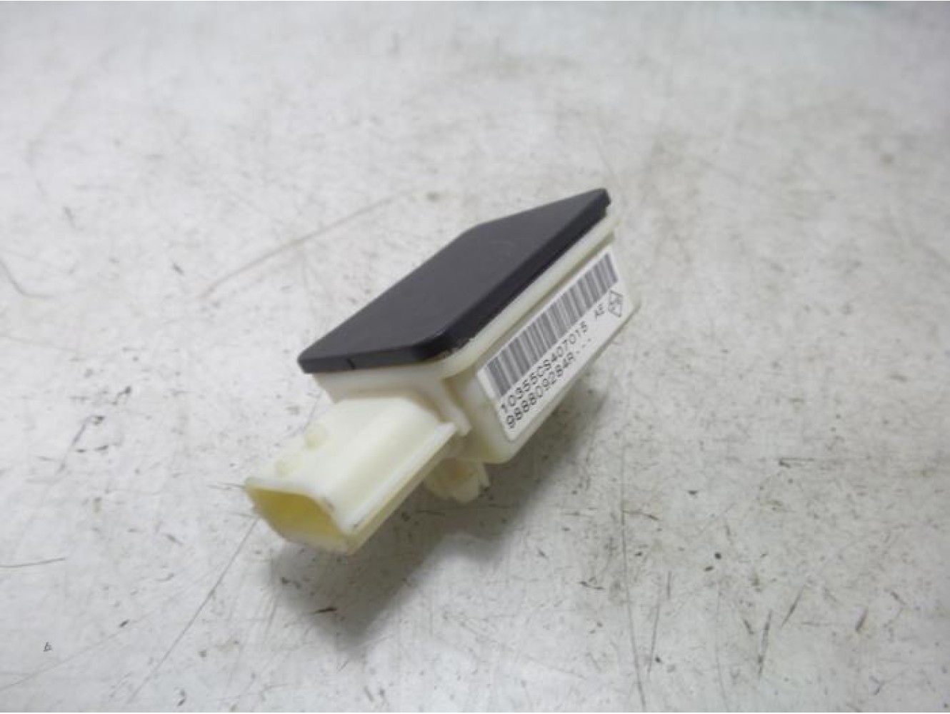 Renault - Megane Scenic - Airbag Sensor