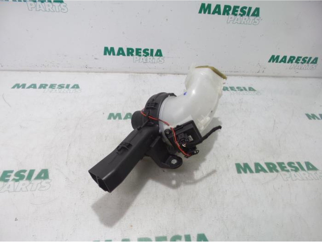 Citroen - C4 Picasso - Heating and ventilation fan motor