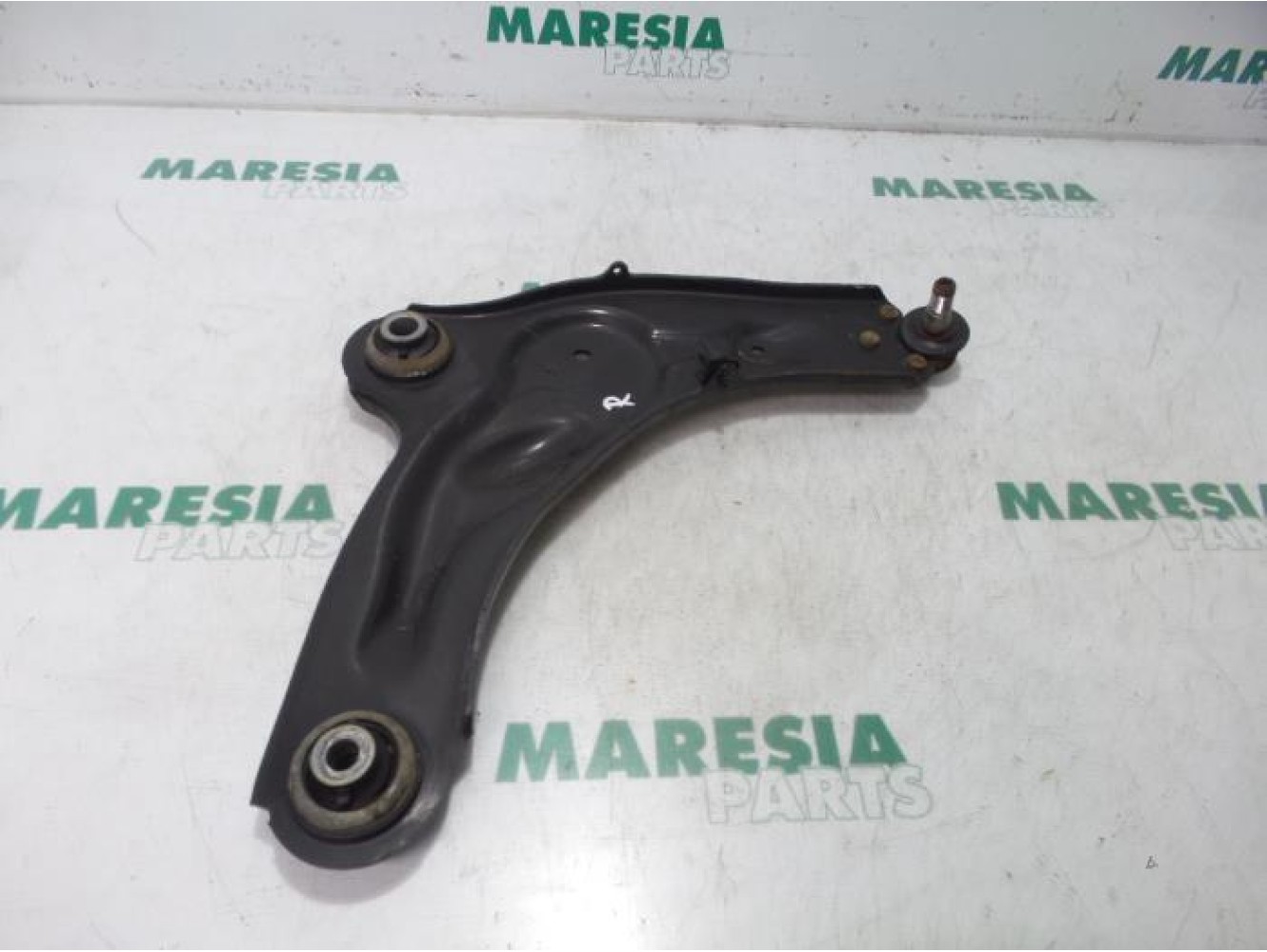 Renault - Espace - Front lower wishbone, right