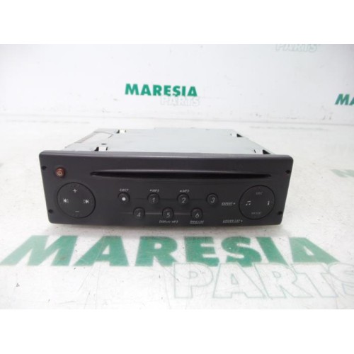 Renault - Espace - Radio CD player