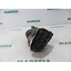 Citroen - C4 Picasso - Power steering pump