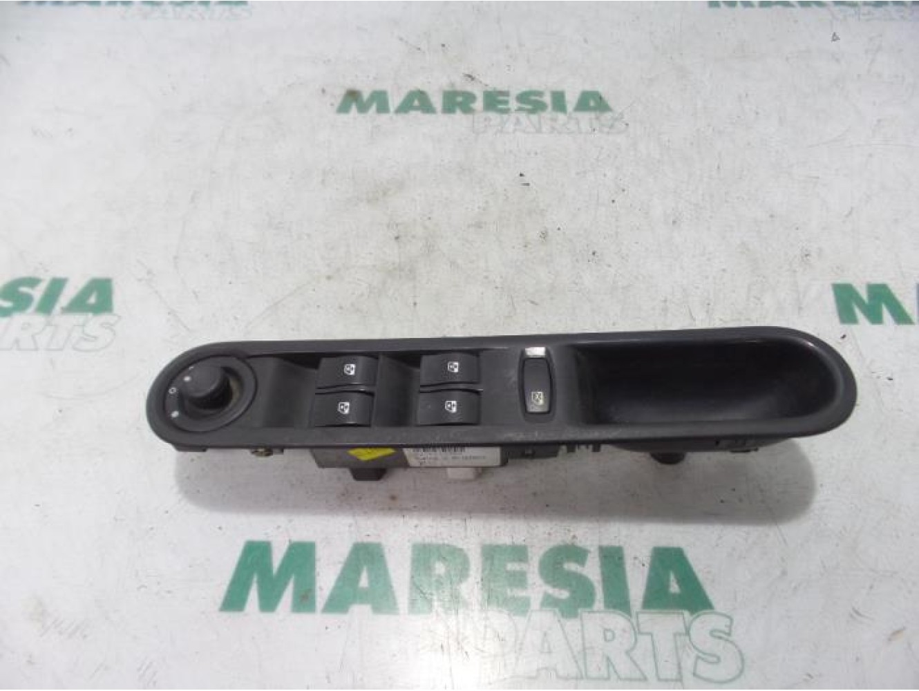 Renault - Espace - Multi-functional window switch