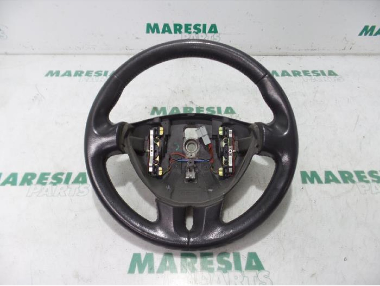 Renault - Espace - Steering wheel