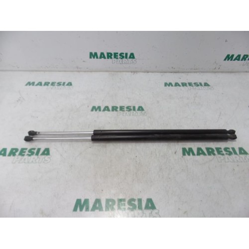 Renault - Espace - Set of tailgate gas struts