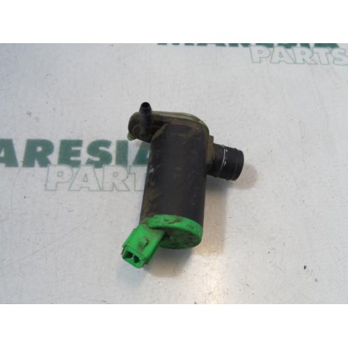 Peugeot - 206 - Scheibensprüherpumpe vorne