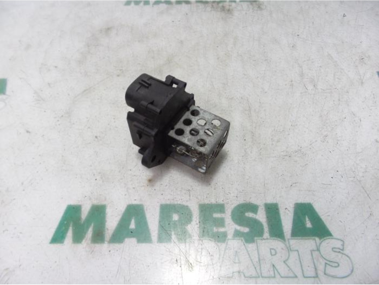 Citroen - C4 - Cooling fan resistor