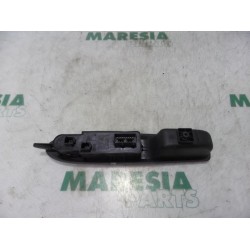 Citroen - C4 - Multi-functional window switch