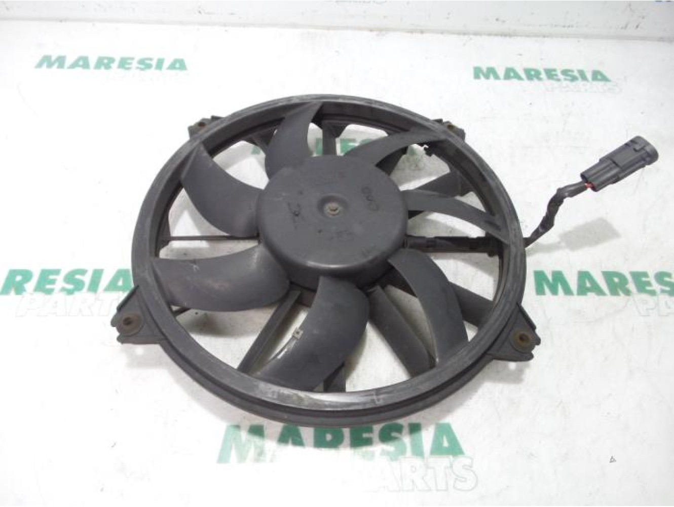 Citroen - C4 - Fan motor