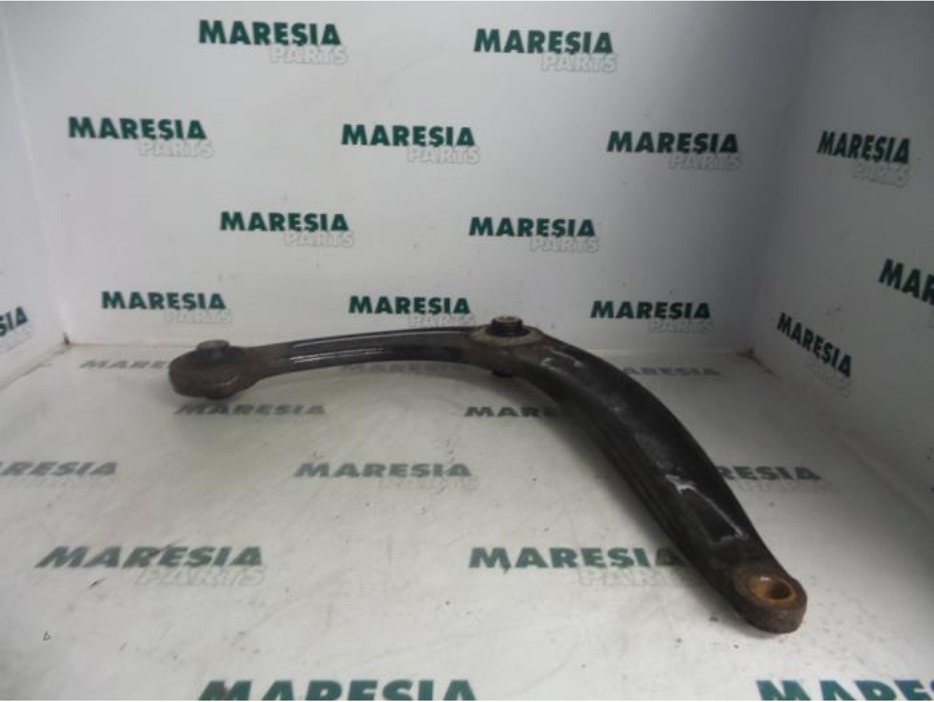 Peugeot - 307 - Front lower wishbone, right