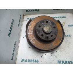 Alfa Romeo - 156 - Fusee links-achter