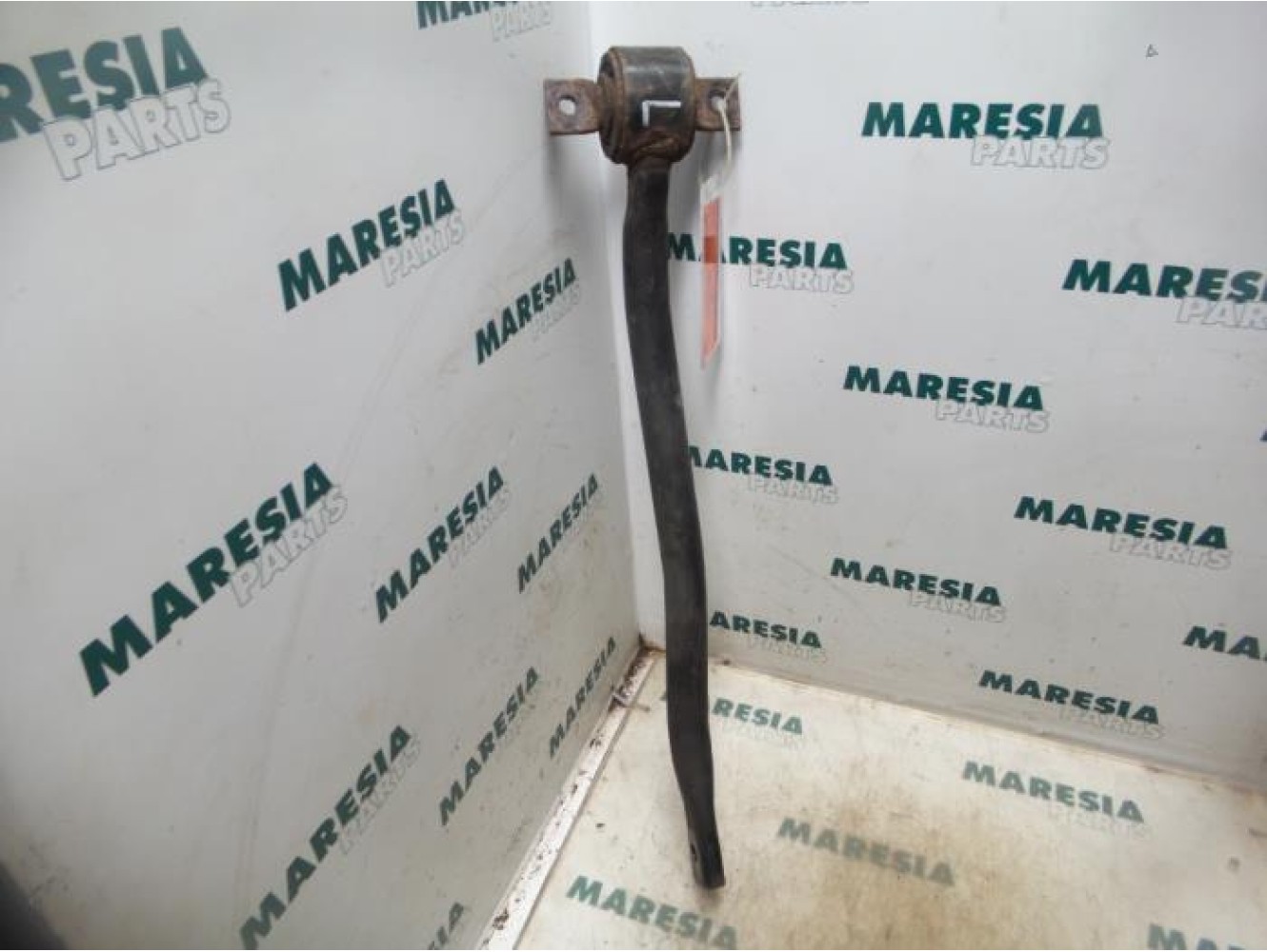 Alfa Romeo - 156 - Querlenker links hinten
