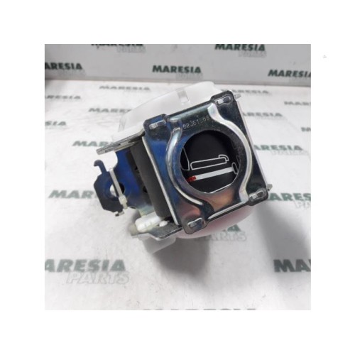 Citroen - C4 Picasso - Rear seatbelt, right