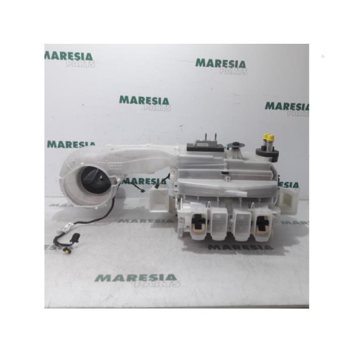 Citroen - C4 Picasso - Heater housing