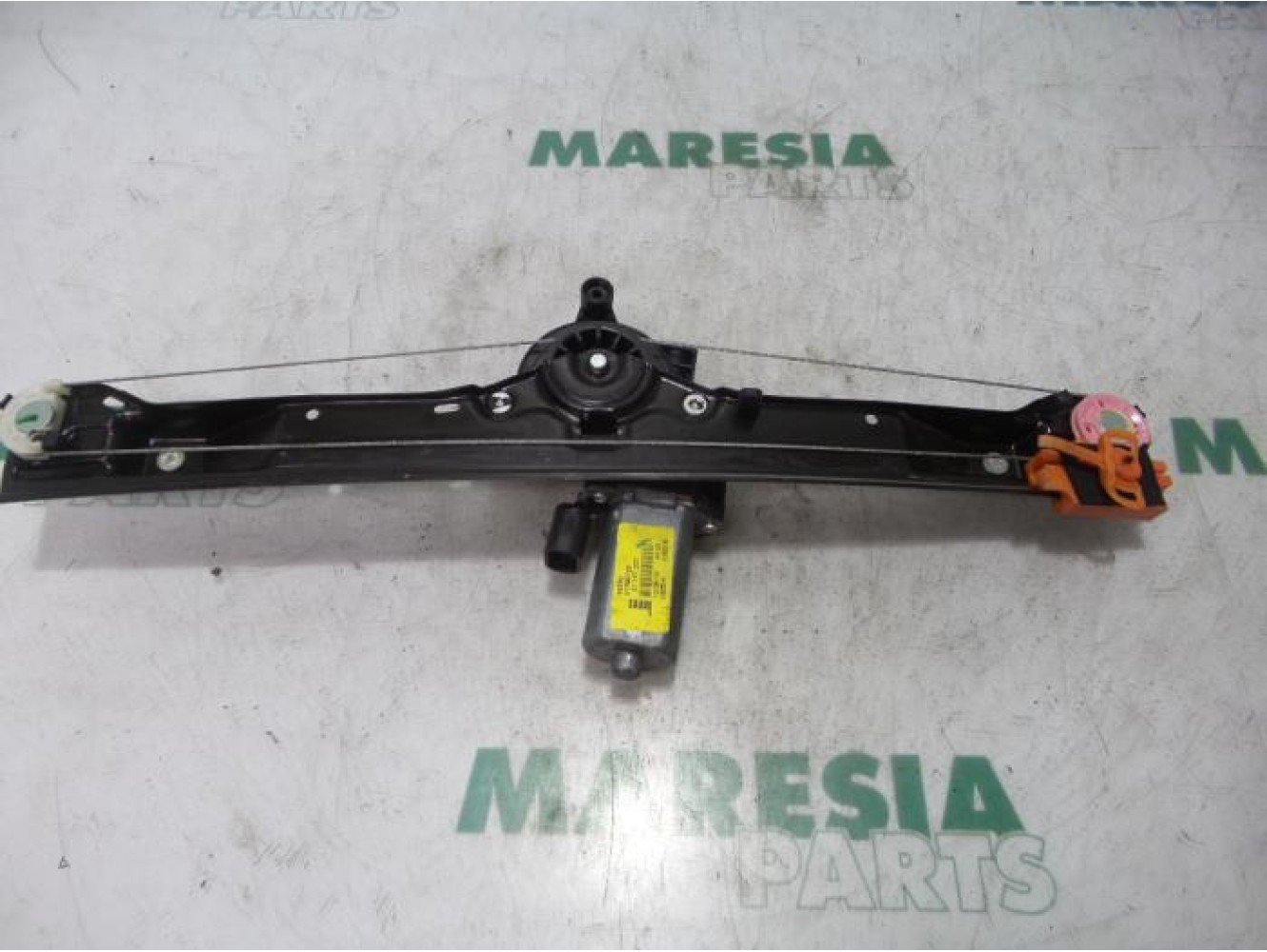 Fiat - Punto - Window mechanism 4-door, front right