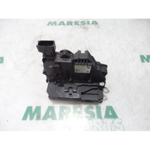 Fiat - Punto - Rear door mechanism 4-door, right