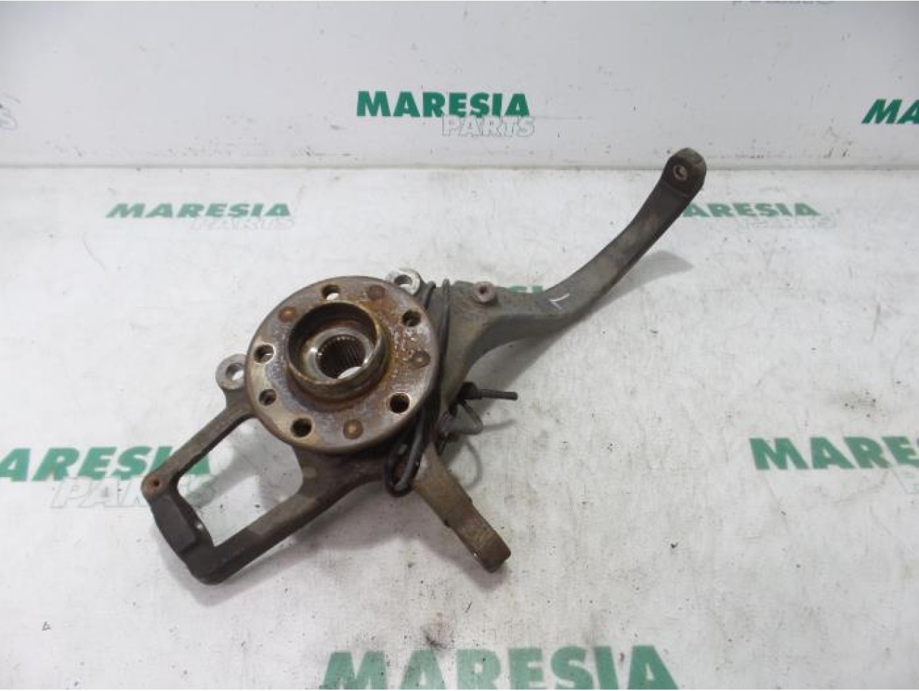 Alfa Romeo - 159 - Knuckle, front left