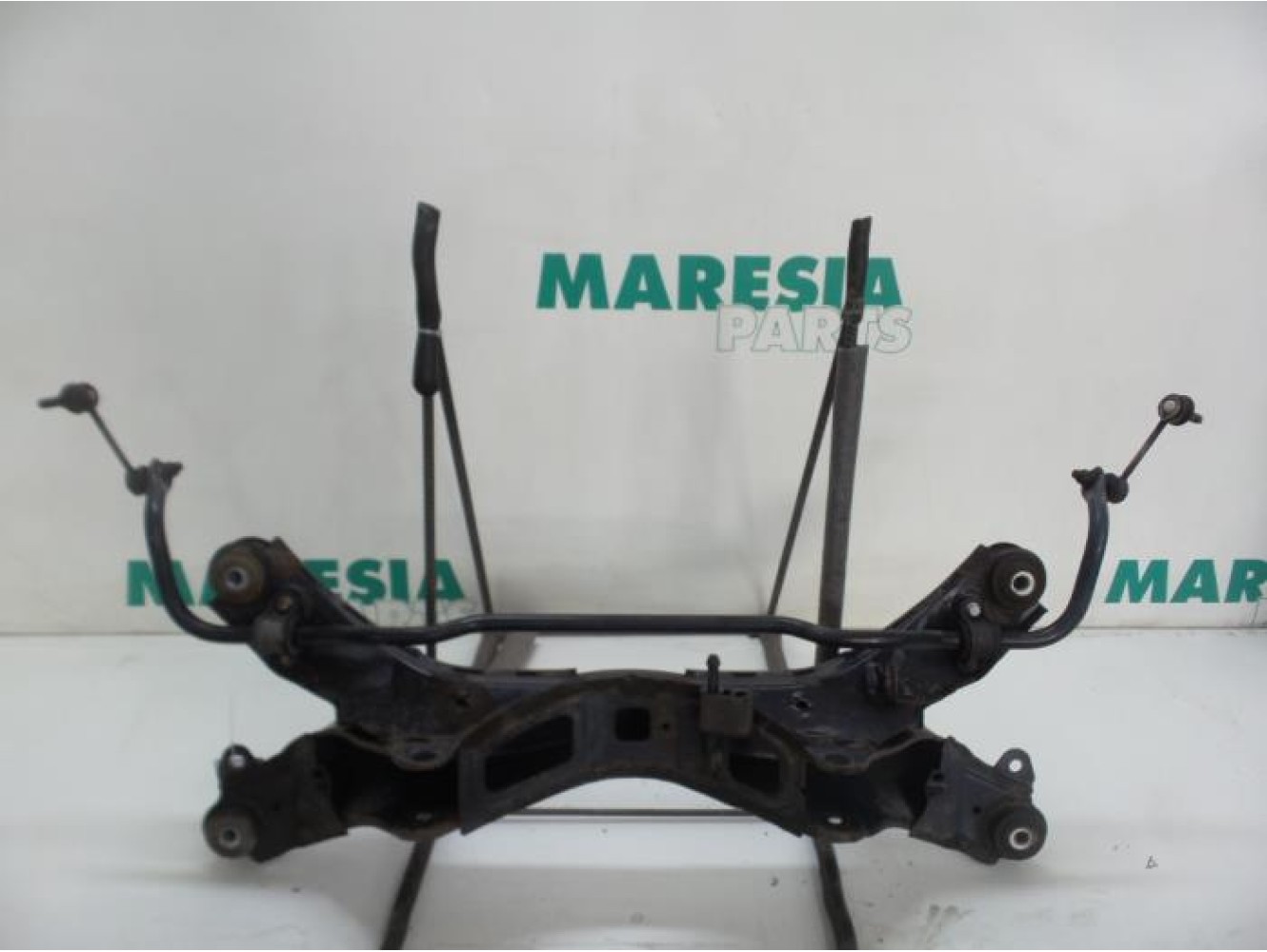 Alfa Romeo - 159 - Rear support beam