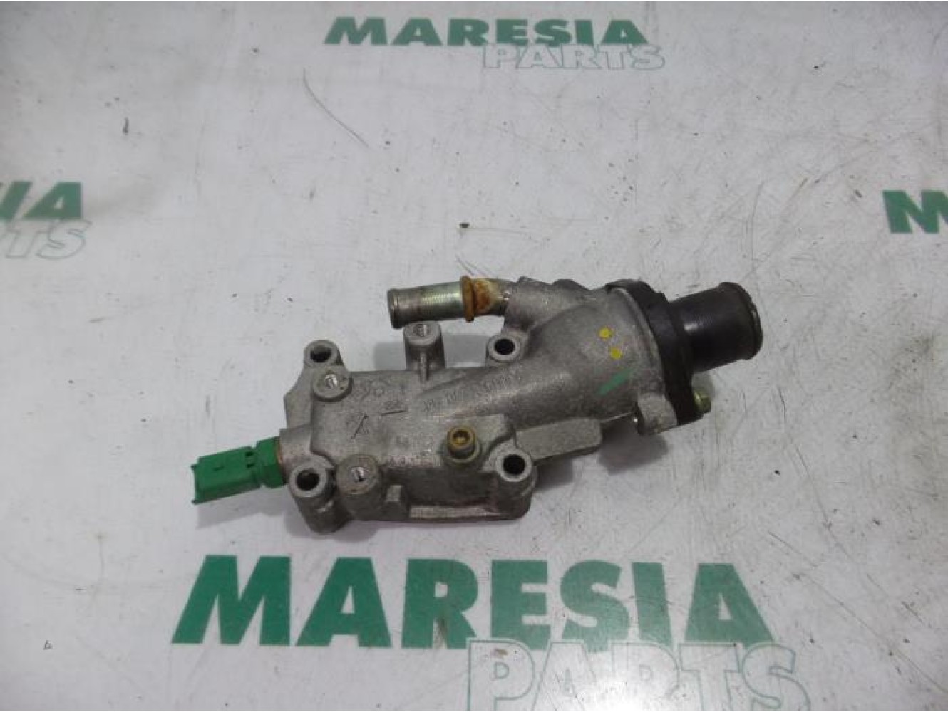 Peugeot - 307 - Boîtier thermostat