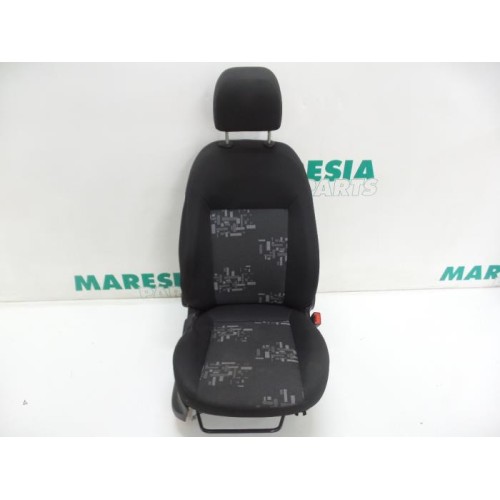Fiat - Qubo - Seat, right
