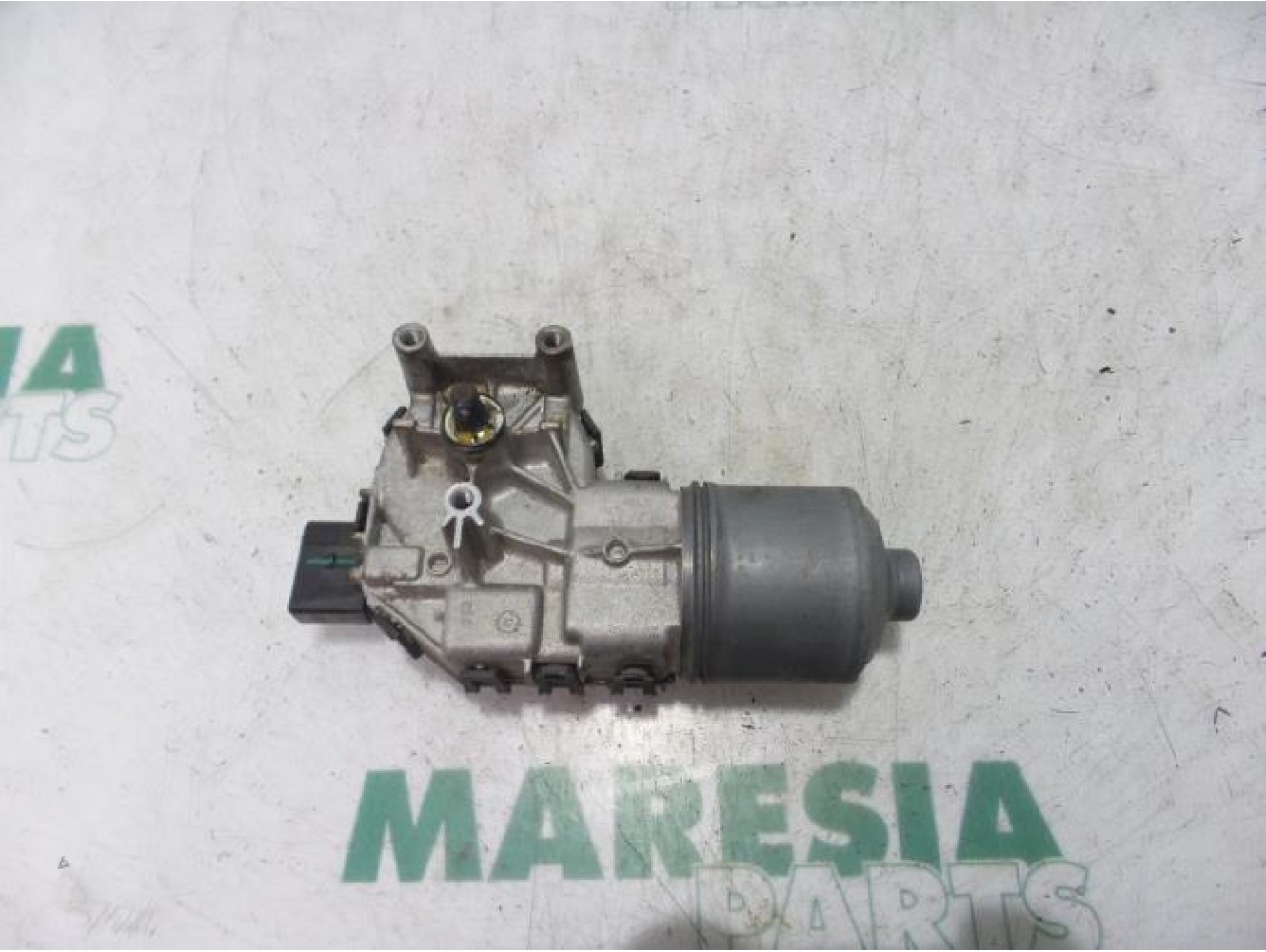 Alfa Romeo - Giulietta - Front wiper motor