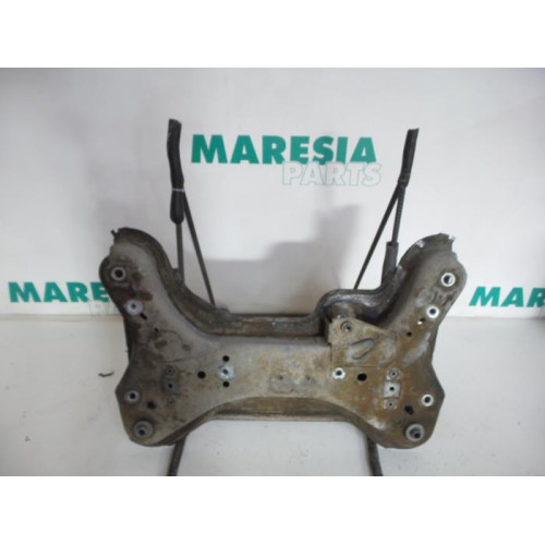 Renault - Trafic - Subframe