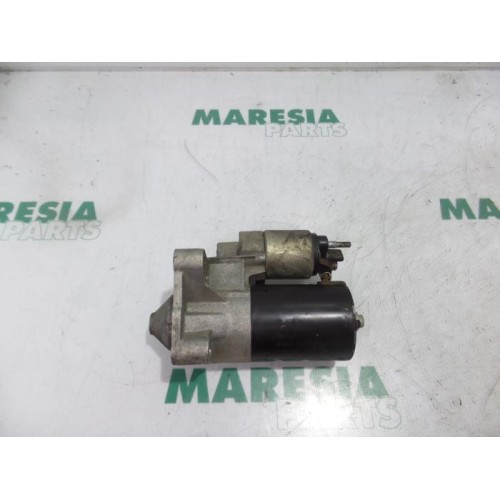 Renault - Trafic - Starter