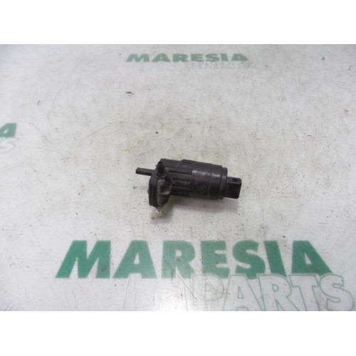 Fiat - Qubo - Windscreen washer pump
