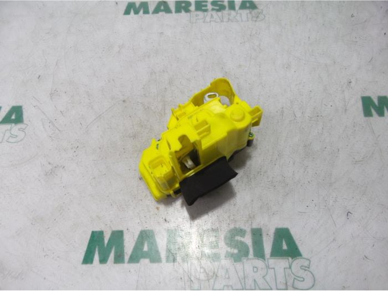 Fiat - Qubo - Sliding door lock mechanism, left