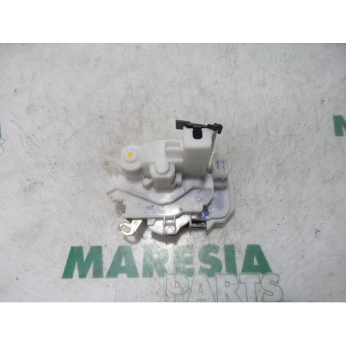 Fiat - Qubo - Door lock mechanism 2-door, left