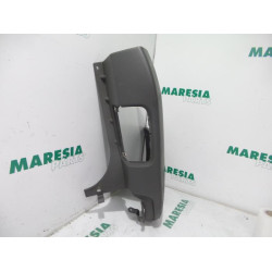 Renault - Trafic - Elément pare-chocs arrière droit